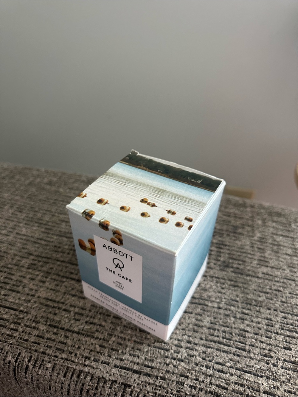 New in Box - Abbott The Cape Scented Candle - Mint Ginger Moss (White) - Picture 7 of 8